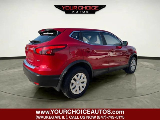 2017 Nissan Rogue Sport AWD SV - 23049605 - 4
