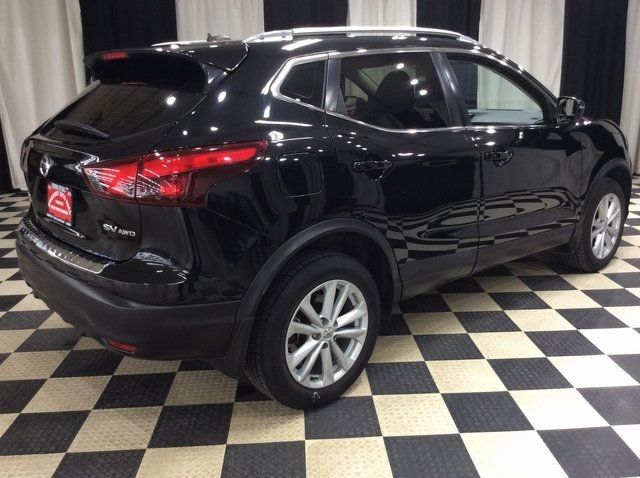2017 Nissan Rogue Sport AWD SV - 22945198 - 5
