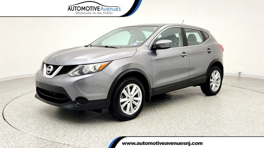 2017 Nissan Rogue Sport AWD S with 17'' Aluminum Alloy Wheels - 23006925 | Video 1