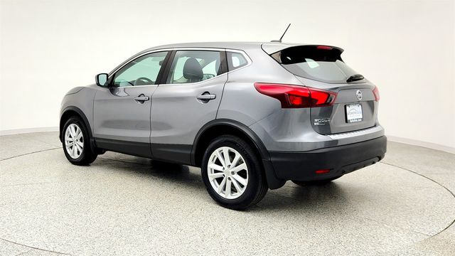 2017 Nissan Rogue Sport AWD S with 17'' Aluminum Alloy Wheels - 23006925 - 6