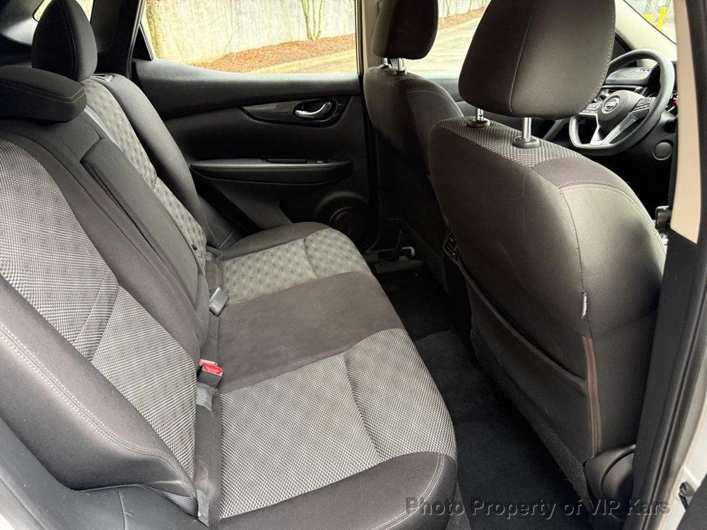 2017 Nissan Rogue Sport FWD S - 22997404 - 10