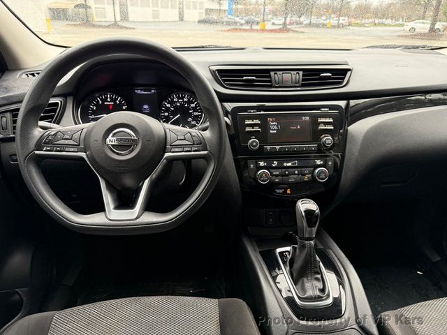 2017 Nissan Rogue Sport FWD S - 22997404 - 12