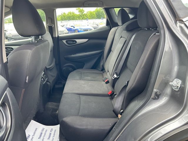 2017 Nissan Rogue Sport FWD S - 23044252 - 6