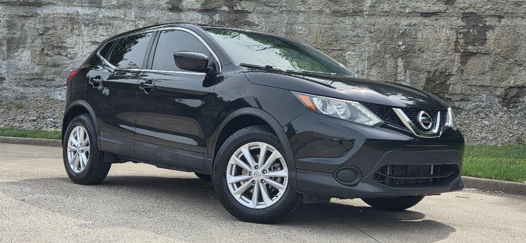 2017 Nissan Rogue Sport FWD S - 23021721 - 31