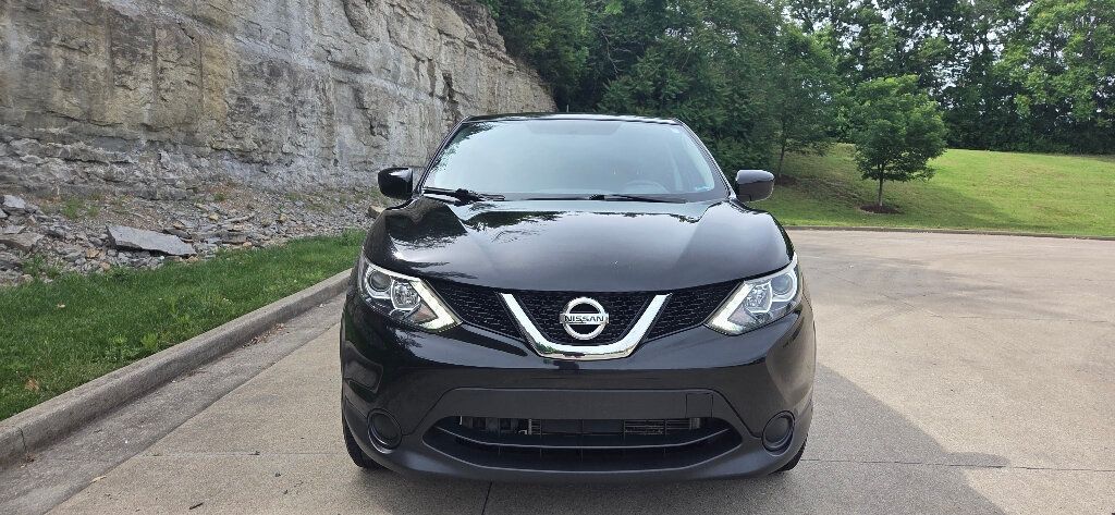 2017 Nissan Rogue Sport FWD S - 23021721 - 7