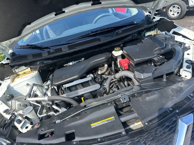 2017 Nissan Rogue Sport FWD SV - 23035956 - 20