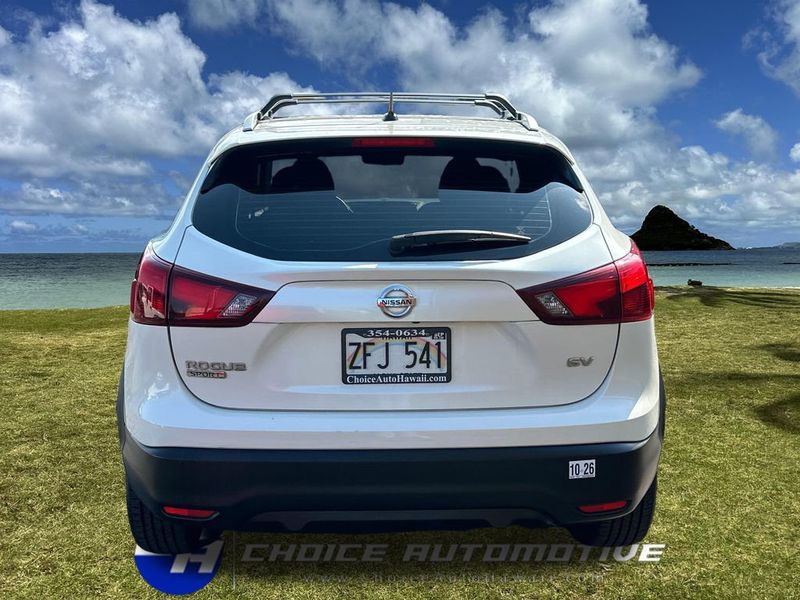 2017 Nissan Rogue Sport FWD SV - 23035956 - 6