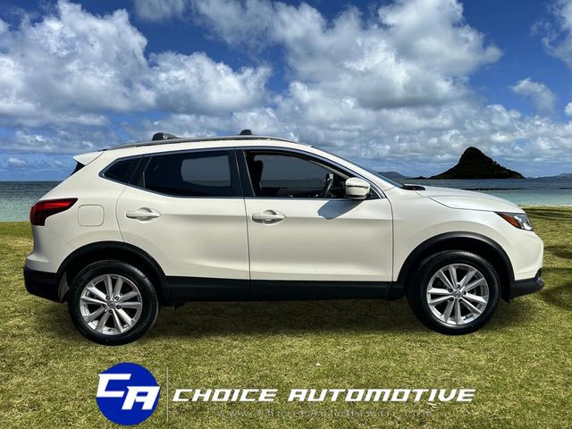 2017 Nissan Rogue Sport FWD SV - 23035956 - 8
