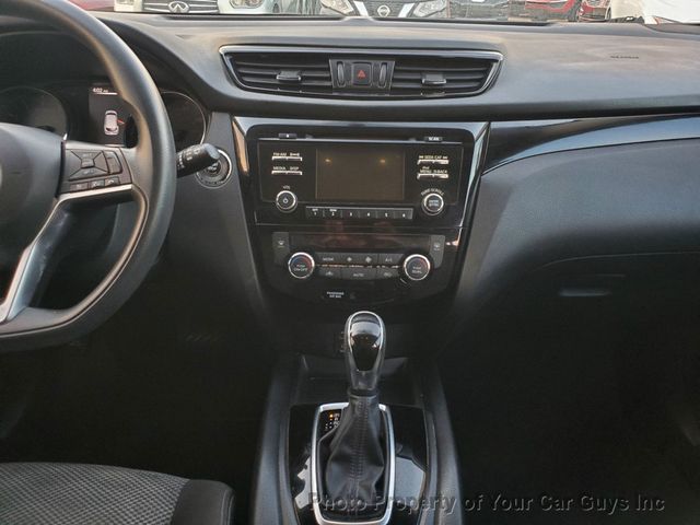 2017 Nissan Rogue Sport FWD SV - 22993672 - 15