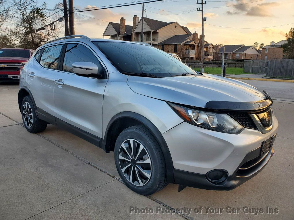 2017 Nissan Rogue Sport FWD SV - 22993672 - 4