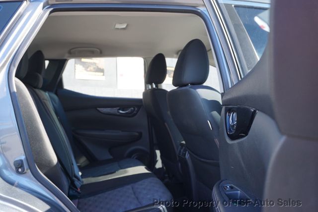 2017 Nissan Rogue Sport FWD SV - 22981364 - 12