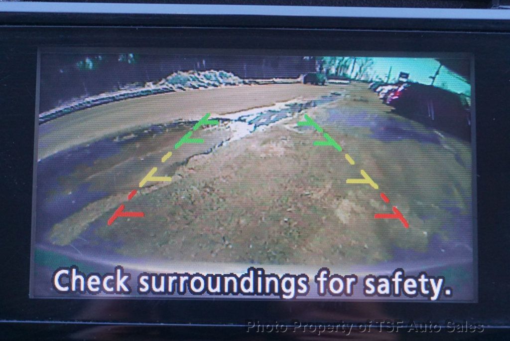 2017 Nissan Rogue Sport FWD SV - 22981364 - 19