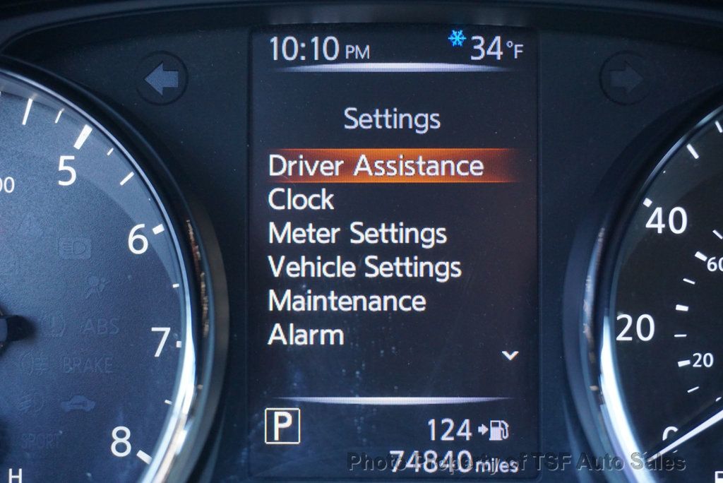 2017 Nissan Rogue Sport FWD SV - 22981364 - 24