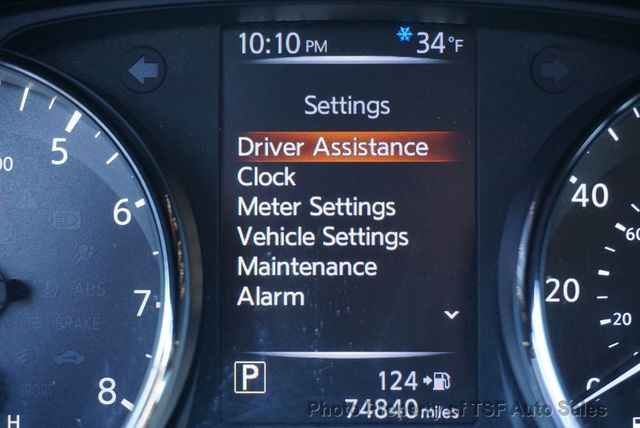 2017 Nissan Rogue Sport FWD SV - 22981364 - 24