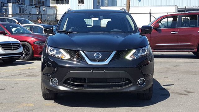 2017 Nissan Rogue Sport SL AWD Premium Platinum w/Navigation - 18043444 - 2