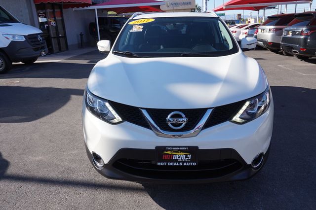 2017 Nissan Rogue Sport SL, PREMIUM WHEELS, LEATHER SEATS, PUSH BUTTON START - 23038474 - 9