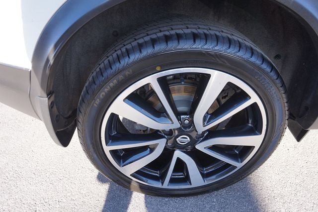 2017 Nissan Rogue Sport SL, PREMIUM WHEELS, LEATHER SEATS, PUSH BUTTON START - 23038474 - 12