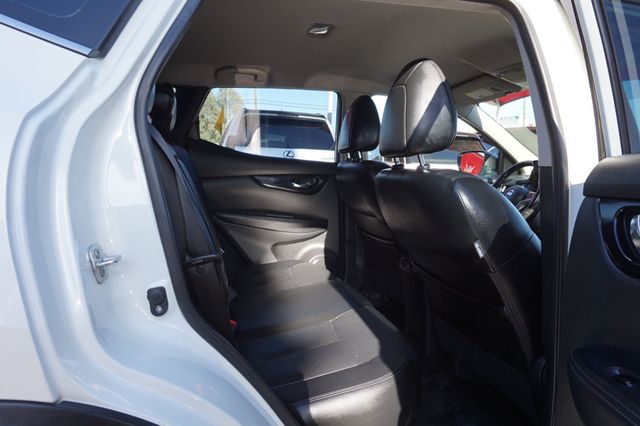 2017 Nissan Rogue Sport SL, PREMIUM WHEELS, LEATHER SEATS, PUSH BUTTON START - 23038474 - 17