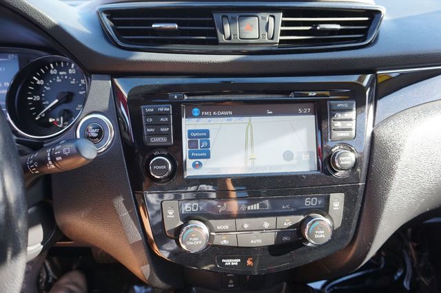 2017 Nissan Rogue Sport SL, PREMIUM WHEELS, LEATHER SEATS, PUSH BUTTON START - 23038474 - 28