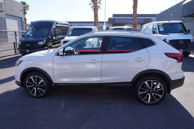 2017 Nissan Rogue Sport SL, PREMIUM WHEELS, LEATHER SEATS, PUSH BUTTON START - 23038474 - 2