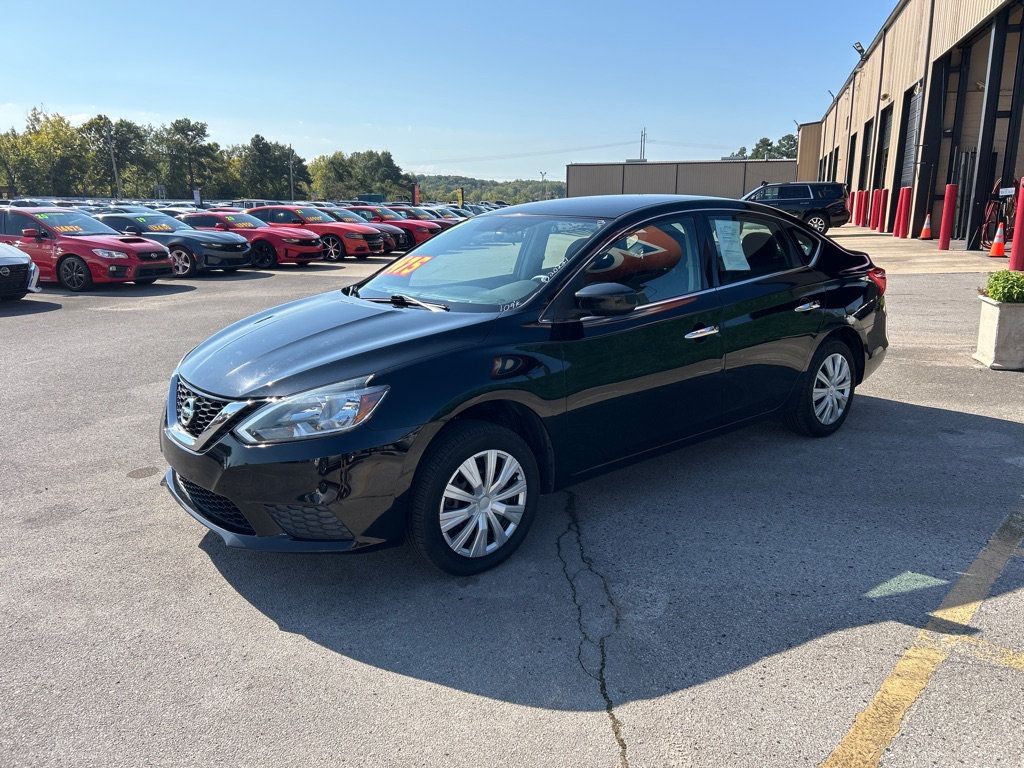2017 Nissan Sentra photo 2