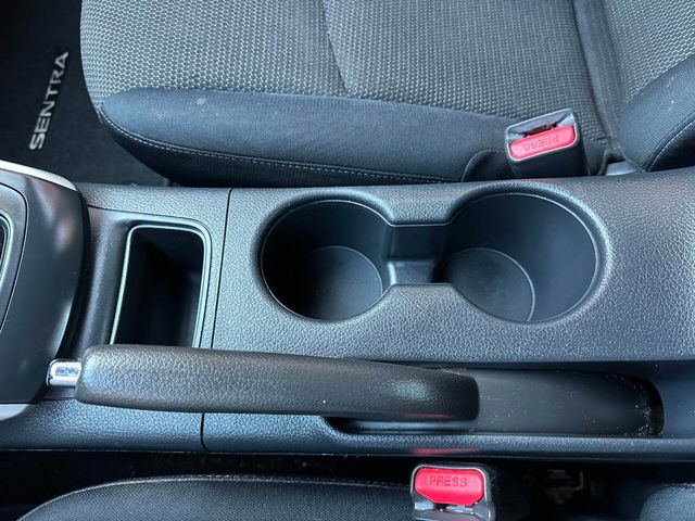 2017 Nissan Sentra S CVT - 22873768 - 35