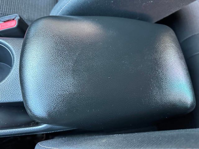 2017 Nissan Sentra S CVT - 22873768 - 36