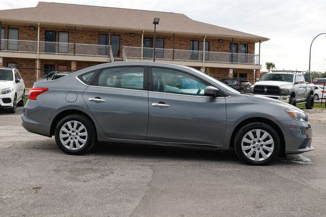2017 Nissan Sentra S CVT - 22952827 - 17