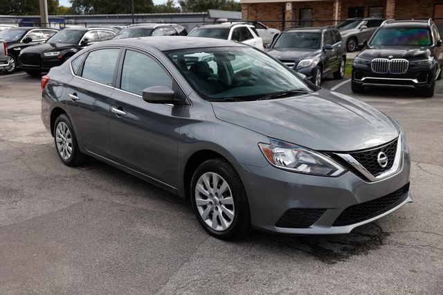 2017 Nissan Sentra S CVT - 22952827 - 19