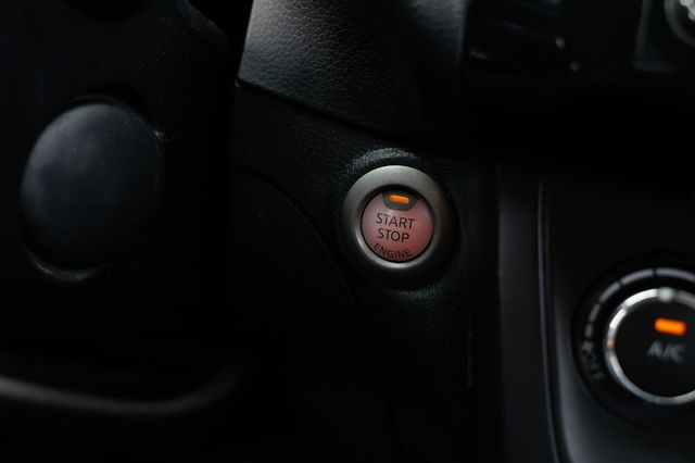 2017 Nissan Sentra S CVT - 22952827 - 33