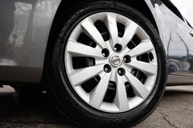 2017 Nissan Sentra S CVT - 22952827 - 40