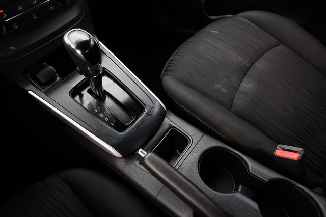 2017 Nissan Sentra S CVT - 22952827 - 41