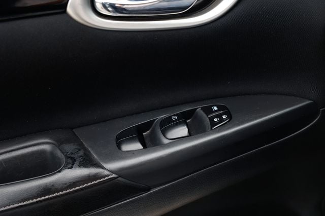 2017 Nissan Sentra S CVT - 22952827 - 47