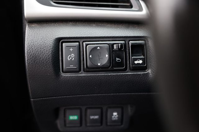 2017 Nissan Sentra S CVT - 22952827 - 48