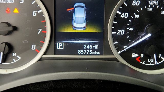 2017 Nissan Sentra SR CVT - 22950907 - 13