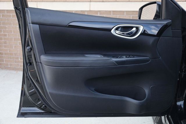 2017 Nissan Sentra SV - 23079335 - 14