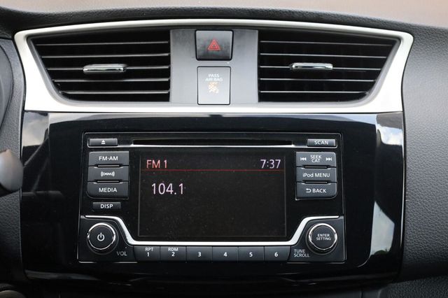 2017 Nissan Sentra SV - 23079335 - 37