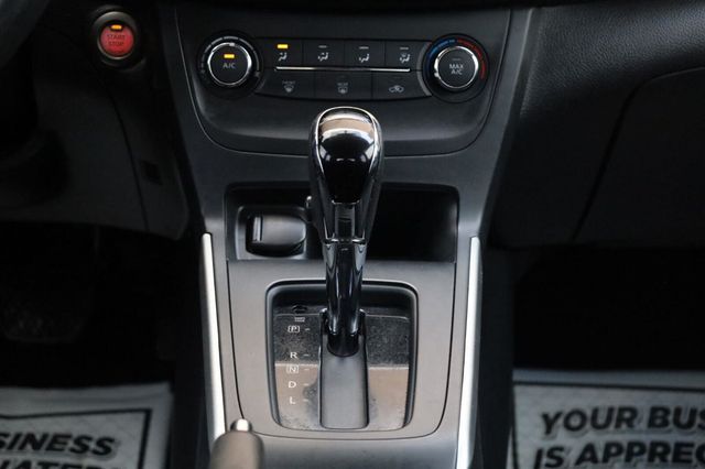 2017 Nissan Sentra SV - 23079335 - 39