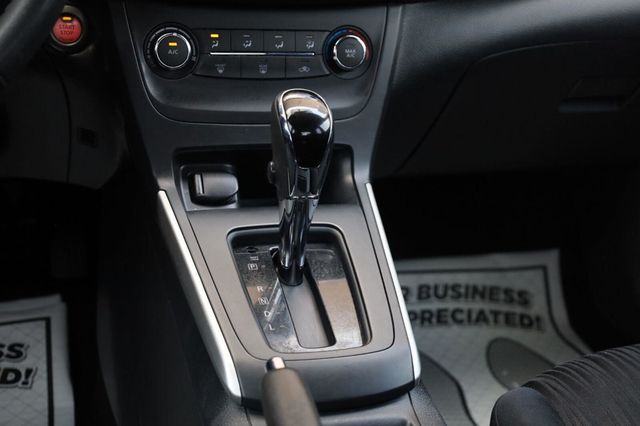 2017 Nissan Sentra SV - 23079335 - 40