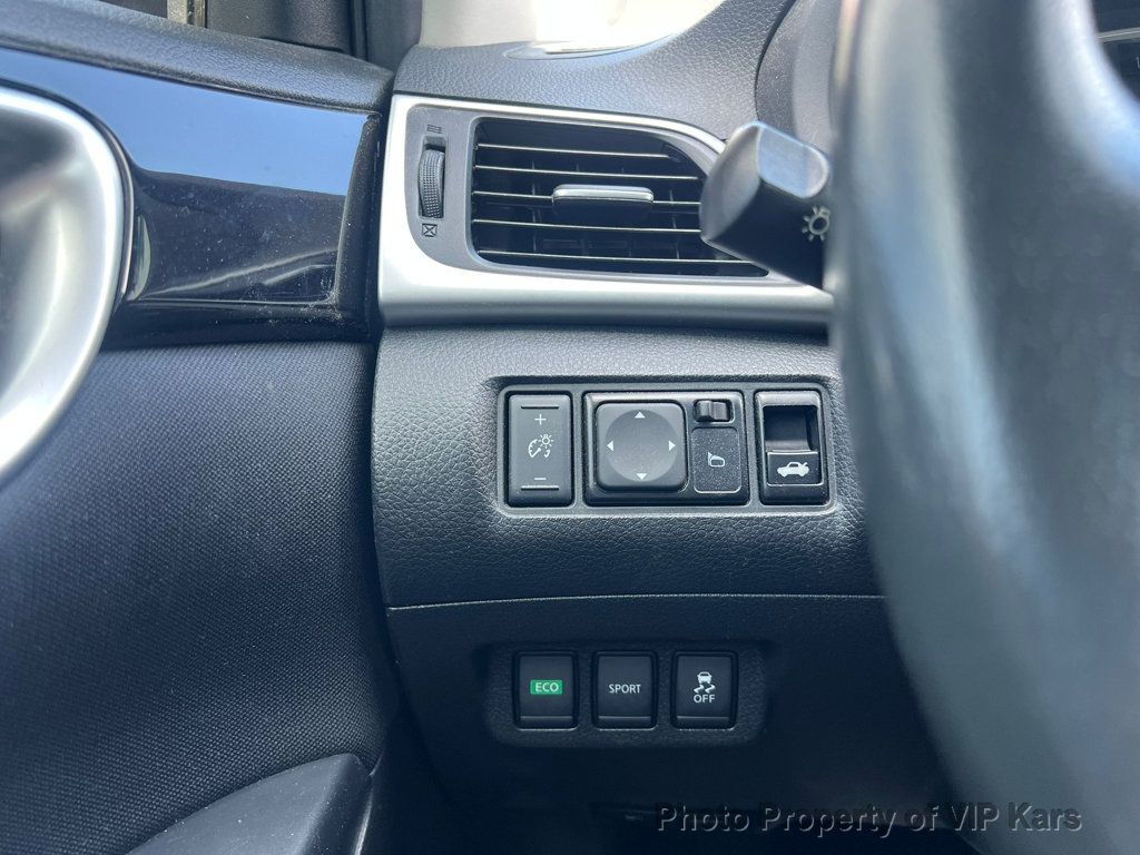 2017 Nissan Sentra SV CVT - 22922718 - 8