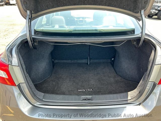 2017 Nissan Sentra SV CVT - 23050560 - 10