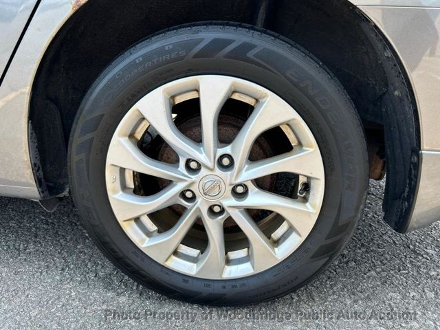 2017 Nissan Sentra SV CVT - 23050560 - 13