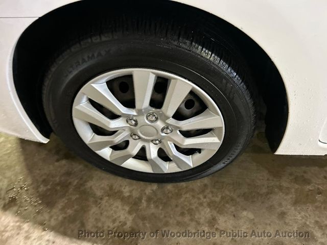 2017 Nissan Sentra SV CVT - 23062725 - 9