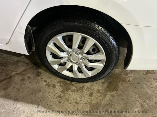 2017 Nissan Sentra SV CVT - 23062725 - 11