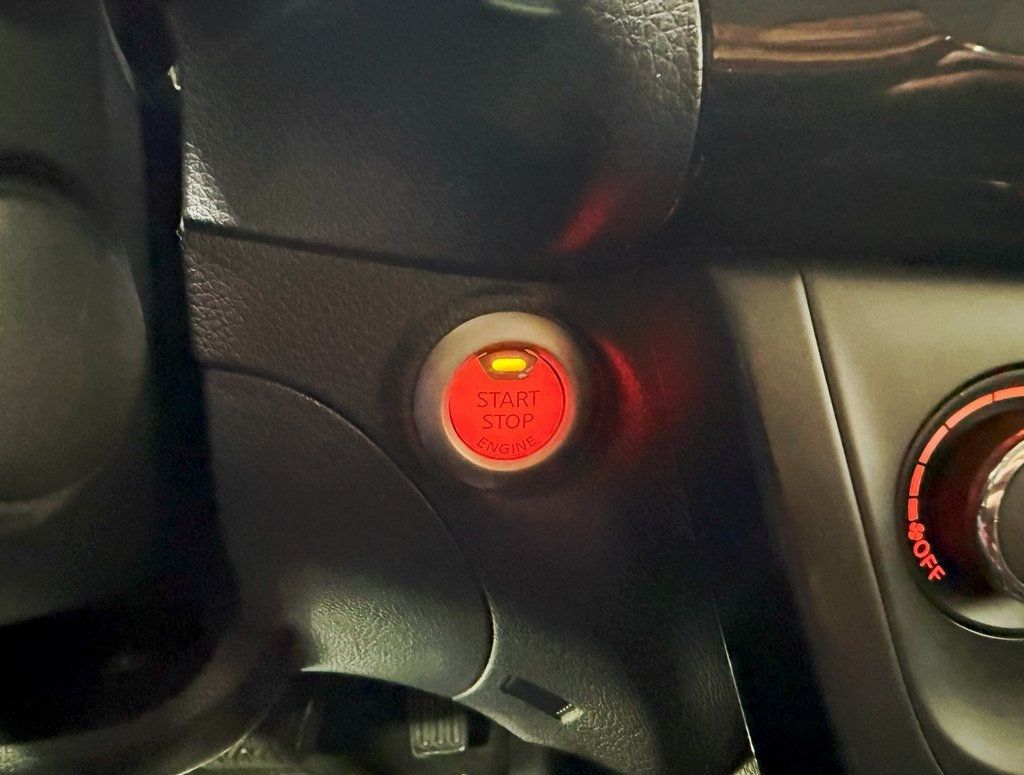 2017 Nissan Sentra SV CVT - 22924160 - 14