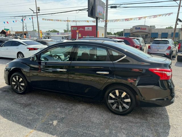 2017 Nissan Sentra SV CVT - 23059624 - 3