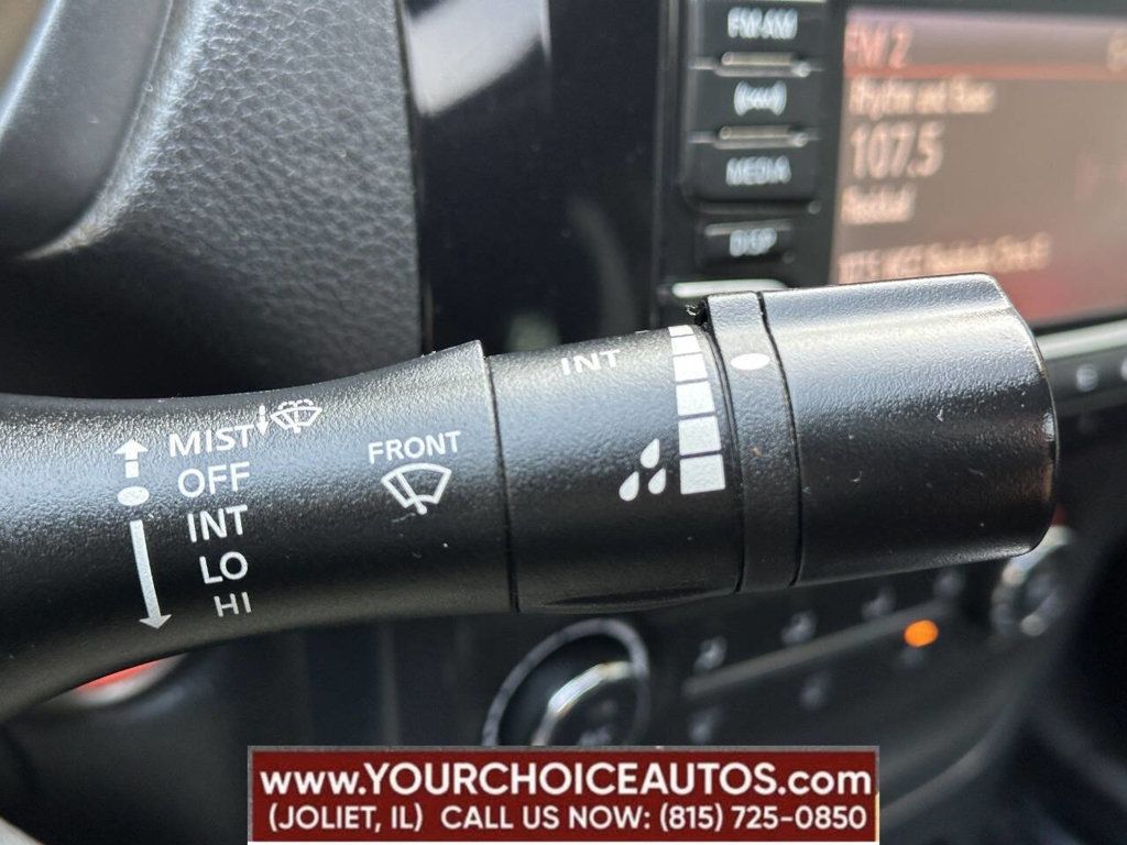 2017 Nissan Sentra SV CVT - 22902264 - 30