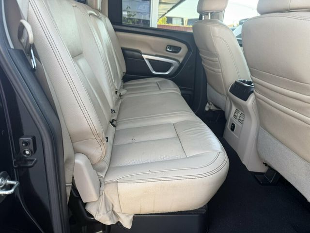 2017 Nissan Titan 4x2 Crew Cab SL - 23093525 - 14