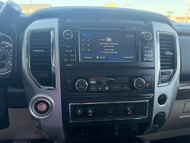 2017 Nissan Titan 4x2 Crew Cab SL - 23093525 - 22