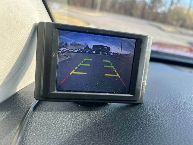 2017 Nissan Titan 4x2 Crew Cab SV - 22959930 - 13